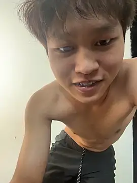 Chatroom XXX en direct de xiaohuangren01