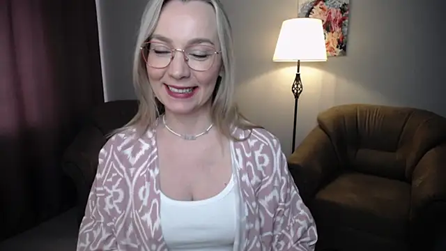 Ava_Eliorn Live XXX chat