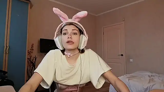 LinaFlamie's Webcam Show