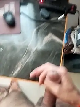 Callboy_Puneのウェブカメラショー