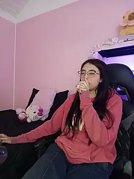 Valk_submissive Adlı Modelin Canlı XXX Sohbeti