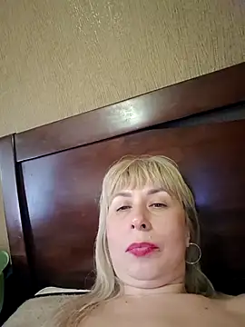 SelinaLovqx: онлайн-секс-чат