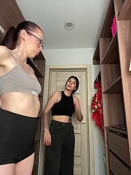 RussianGirls_ Adlı Modelin Canlı XXX Sohbeti