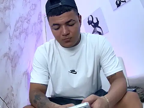 Webkamerová show Dante__jons