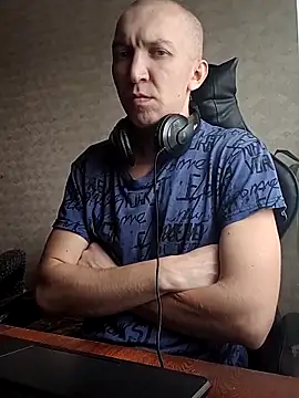 _uncle_Mitya-43_ Pertunjukan Webcam