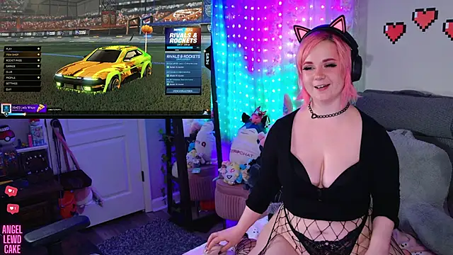 Angel-Lewd-Cake Webcamshow