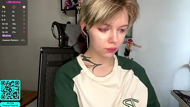 Chat XXX en directo de MadalynNosel