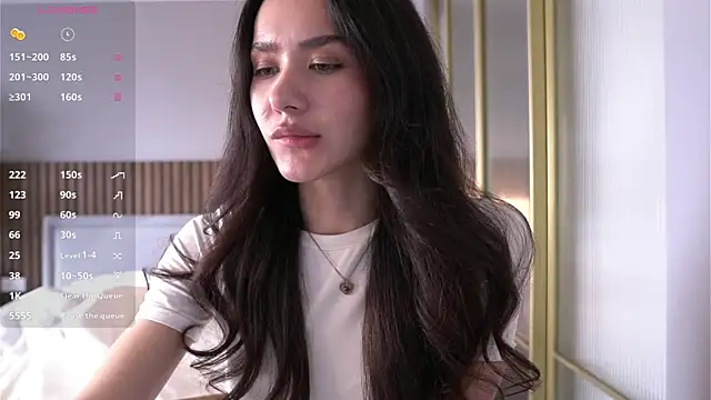 MinnaWatwood's Live XXX Chat