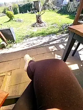 LadyLeni Live XXX Chat