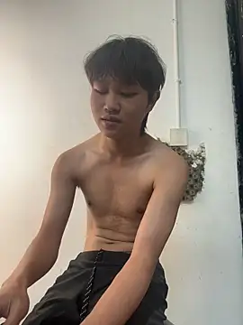 xiaohuangren01 在線直播表演