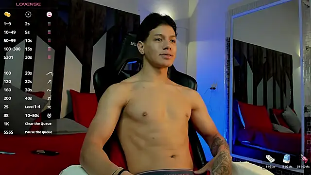 TonyPetrovjs webcam show
