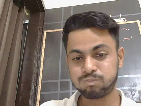 Stubborndesiboy Live XXX-Chat