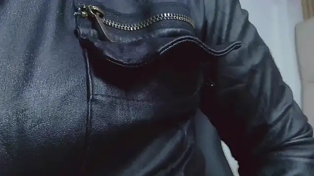 NICOL-JARAMILLO: απευθείας συνομιλία ΧΧΧ