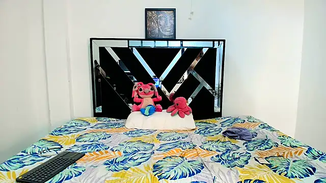 Pokazy przed kamerką – Venus_diamond