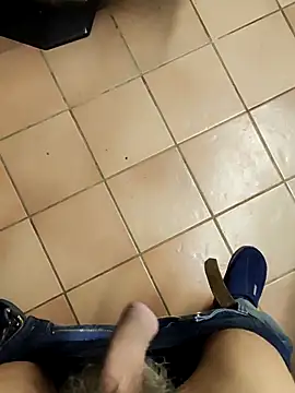 TAMI61 在線直播表演