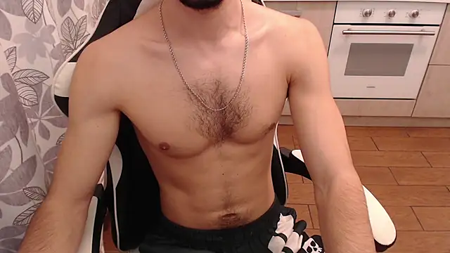 Show modela Mandarin4ks na web-kameri