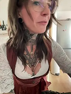 BrownieyQueen: απευθείας συνομιλία ΧΧΧ