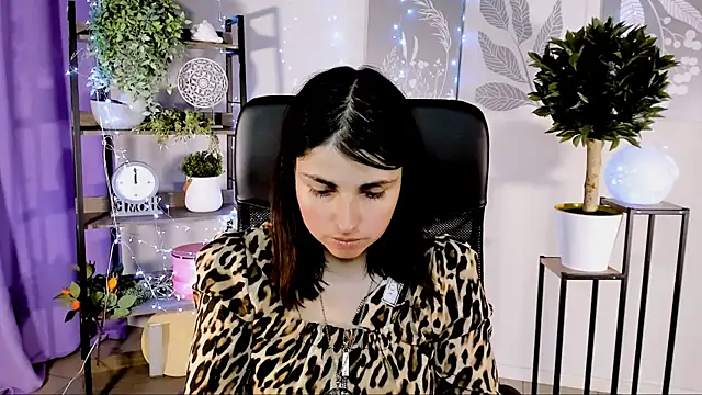 MartaEdams: απευθείας συνομιλία ΧΧΧ