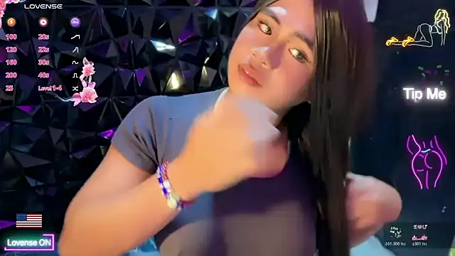 NyxaraSinDoll Show in webcam