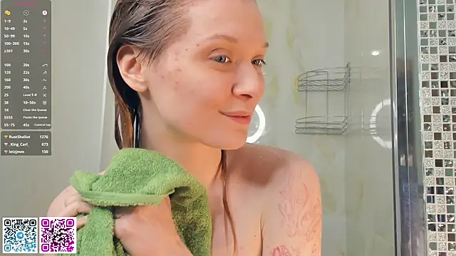 CleopatraHabibi élő XXX-chatje