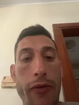 Gionnytav Pertunjukan Webcam