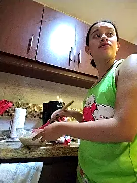 l0lita_emi 在線直播表演