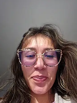 Mar_puentes live XXX chat