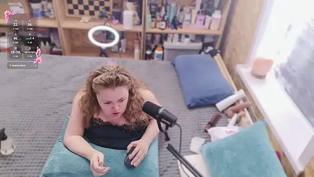 XXX chat uživo modela MiniNatalie