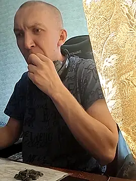 Show Webcam de _uncle_Mitya-43_