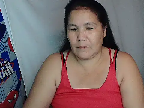 Pokazy przed kamerką – milagrose_rose