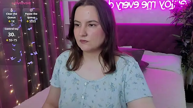 FeralPeach Chat XXX in diretta