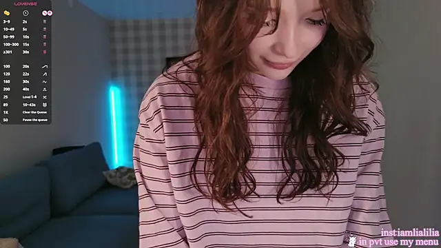 XXX chat uživo modela lialiliaa