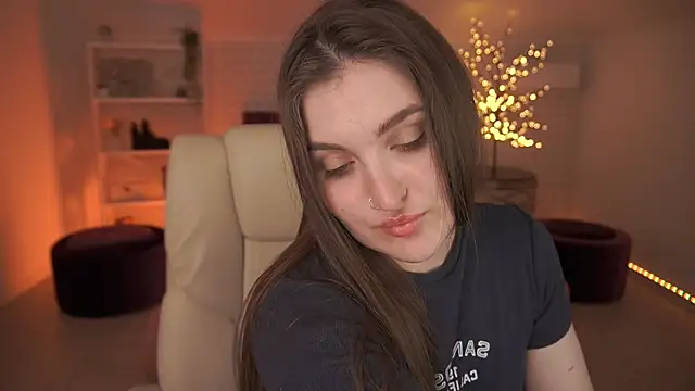 EmmyCharmm Chat XXX live