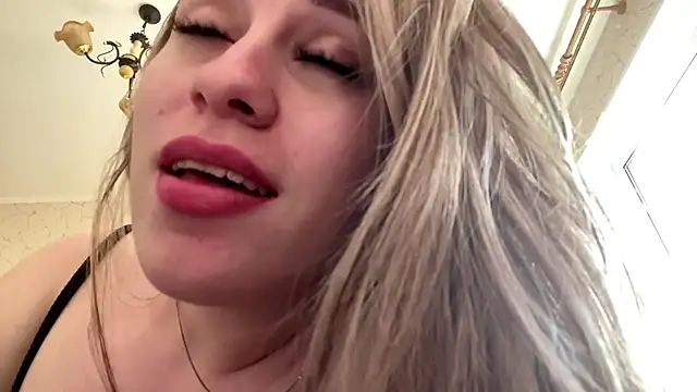 SpringSummers 现场XXX聊天