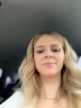 Chatroom XXX en direct de Love_Bri