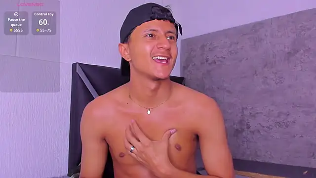 Вебкам-шоу _Leohot_