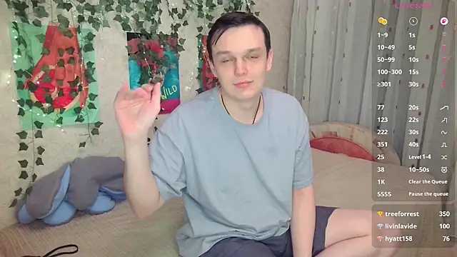 ModestLily Show Webcam