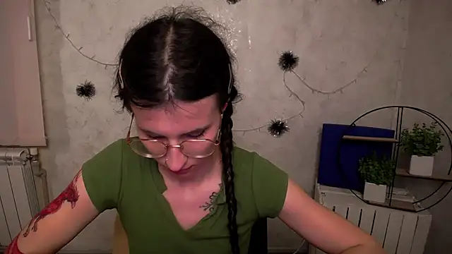 MaryEm976's Live XXX Chat