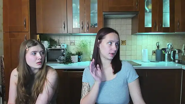 HotCaramellsTV Show Webcam