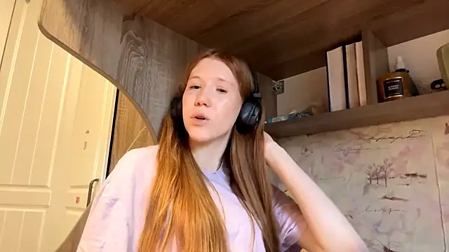 KiraNice1's Live XXX Chat