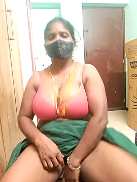 Tamil-vithya69's Live XXX Chat