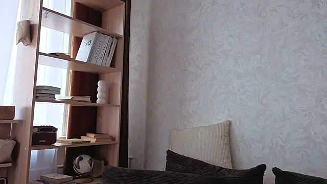 Kira_mindnes' Live XXX Chat