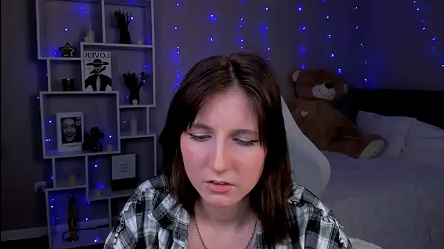 KikaOsterman live XXX chat