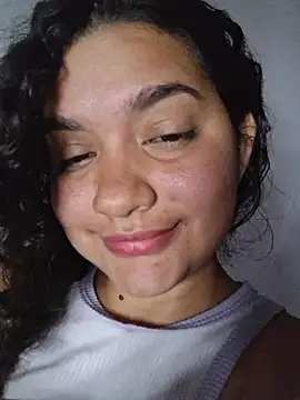 blerstefan1 Adlı Modelin Canlı XXX Sohbeti