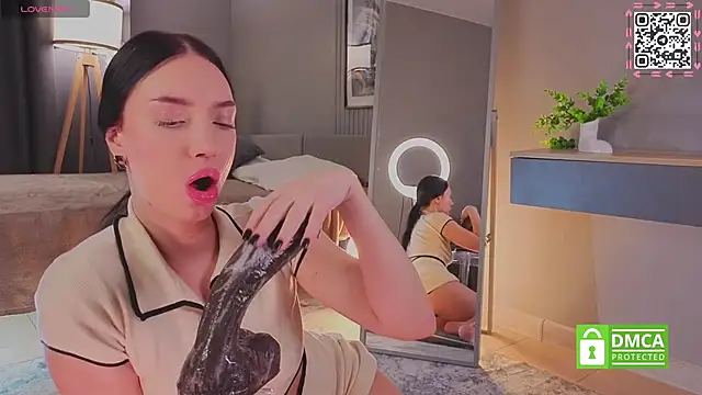 aGaGatha Chat XXX in diretta