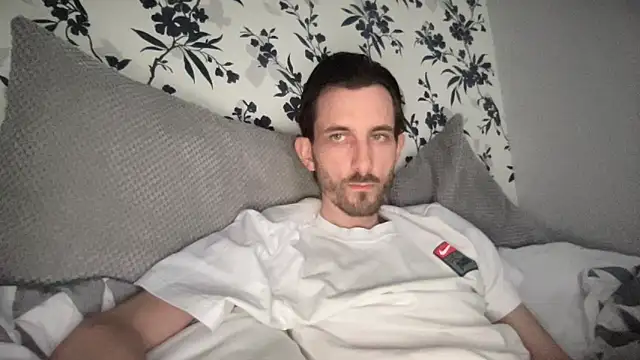 Big8inchUncutCock: вебкам-шоу