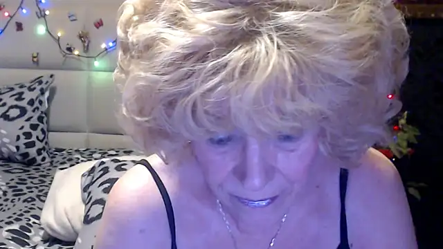 Chat +18 de HappyWomanOn ao vivo