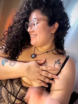 VanesssaMilf_ Adlı Modelin Canlı XXX Sohbeti