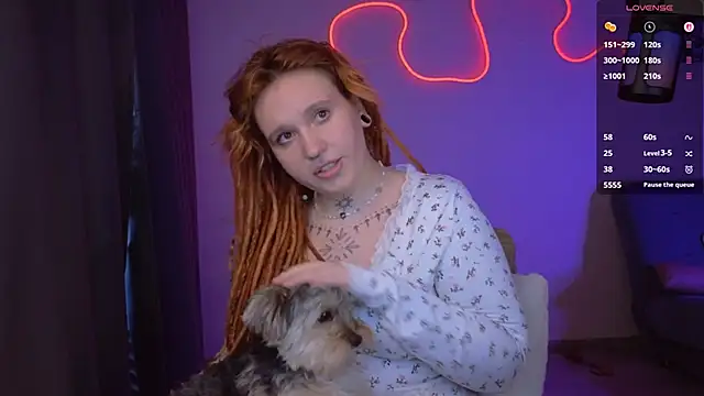 The_Full_Red_Moon's Live XXX Chat