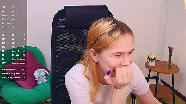 OwlLynn: απευθείας συνομιλία ΧΧΧ